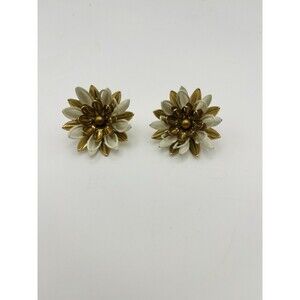 Vintage Gold Tone White Enamel Flower Clip On Earrings Floral Mid Century Pair